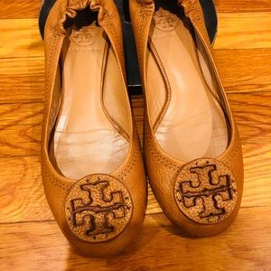 Tory Burch brown leather ballerina shoes